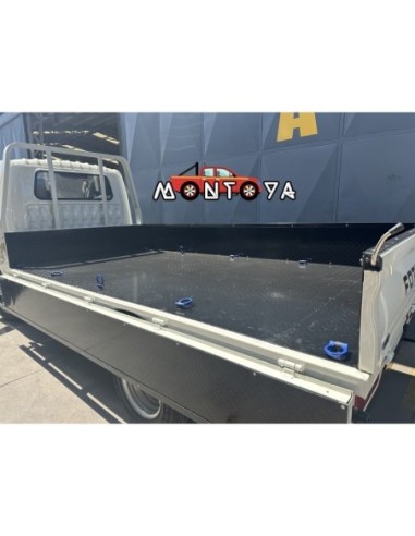 CUBRE PICK UP DIAMANTADO DE FIERRO NEGRO