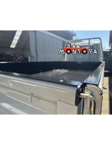 CUBRE PICK UP DIAMANTADO DE FIERRO NEGRO